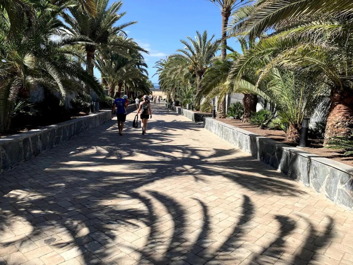 Playa Del Ingles Vitamine D Garantie San Bartolome Bagian luar foto